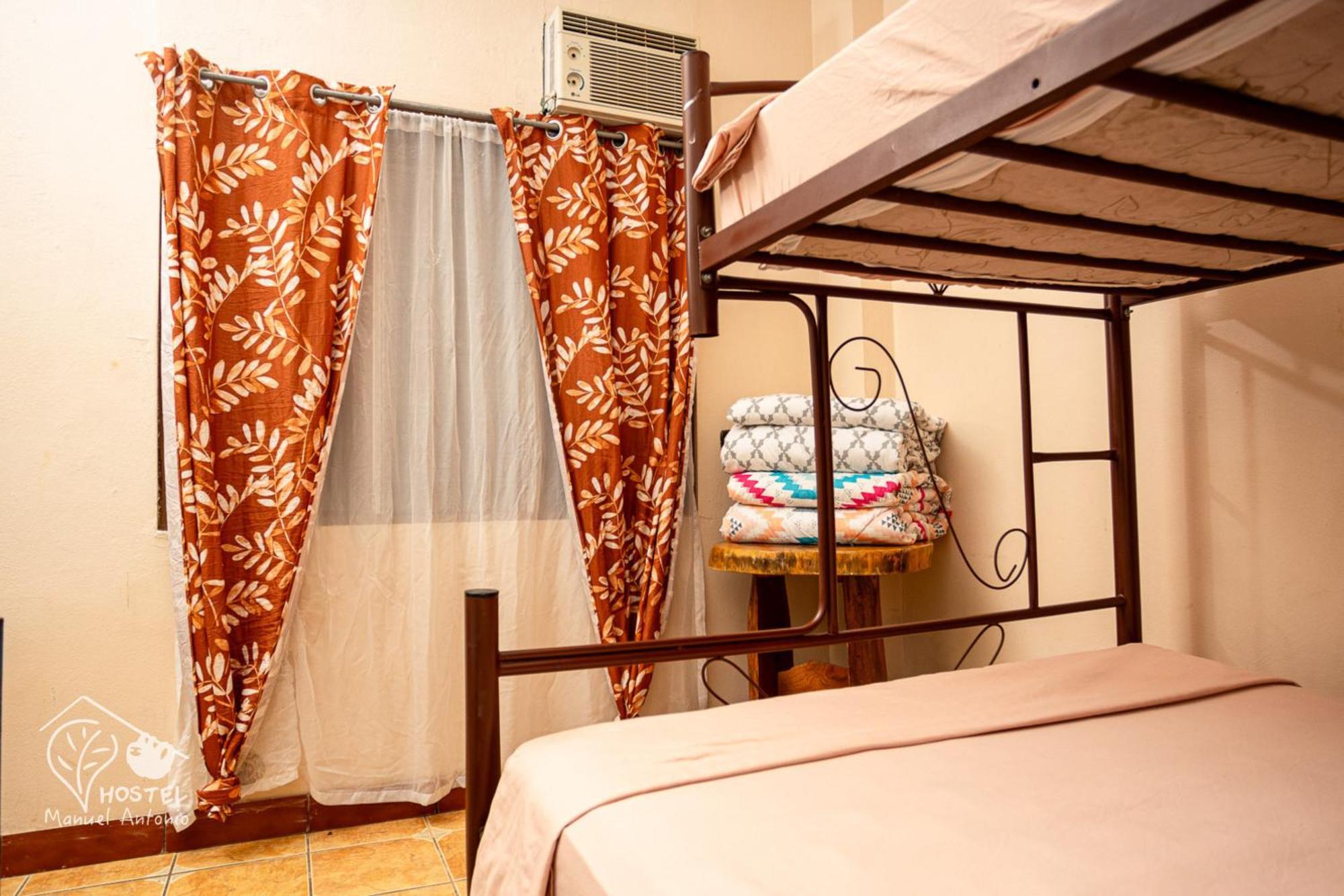 Manuel Antonio Hostel Ngoại thất bức ảnh