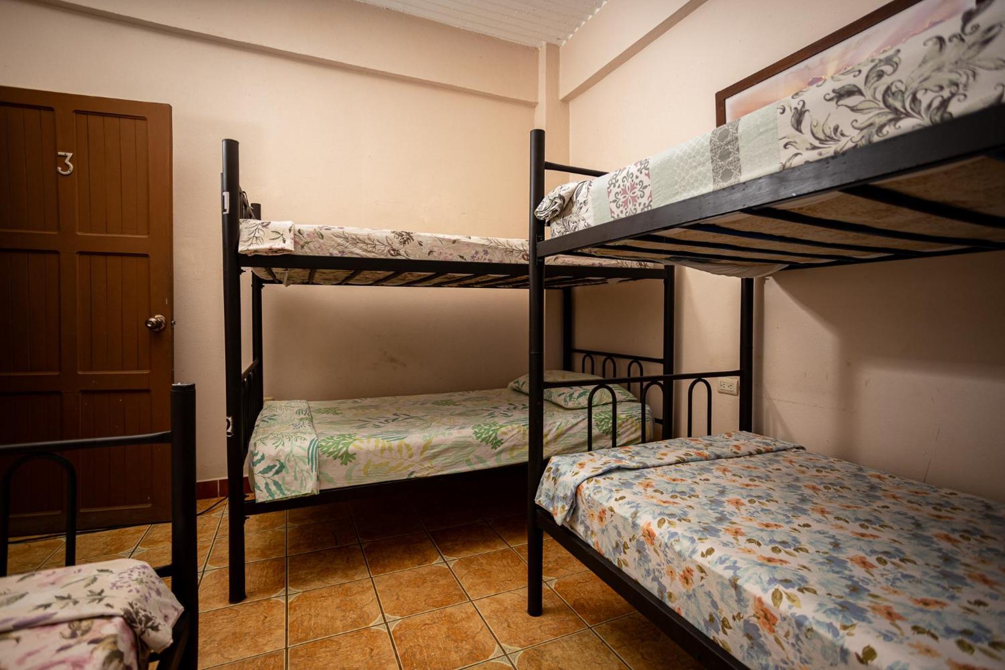 Manuel Antonio Hostel Ngoại thất bức ảnh