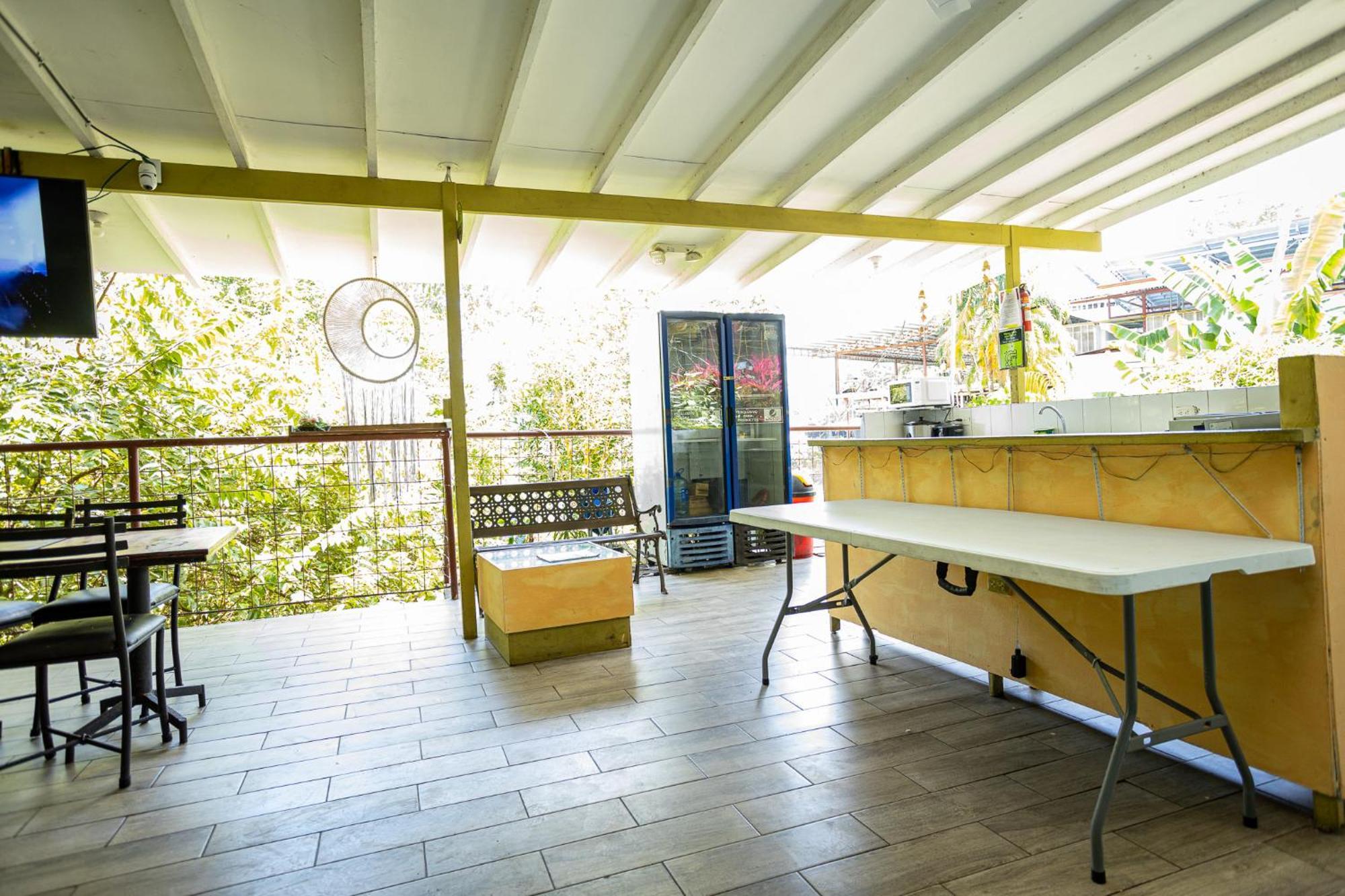 Manuel Antonio Hostel Ngoại thất bức ảnh