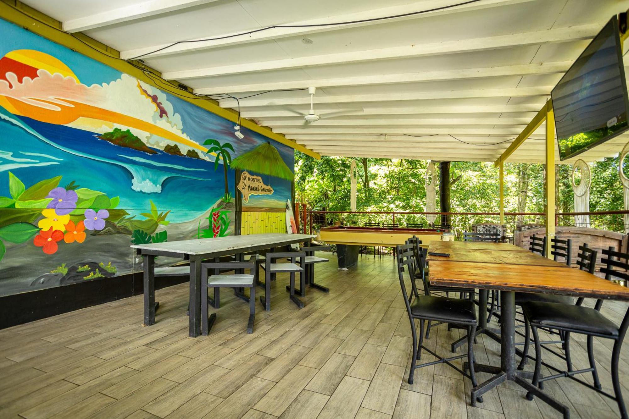 Manuel Antonio Hostel Ngoại thất bức ảnh